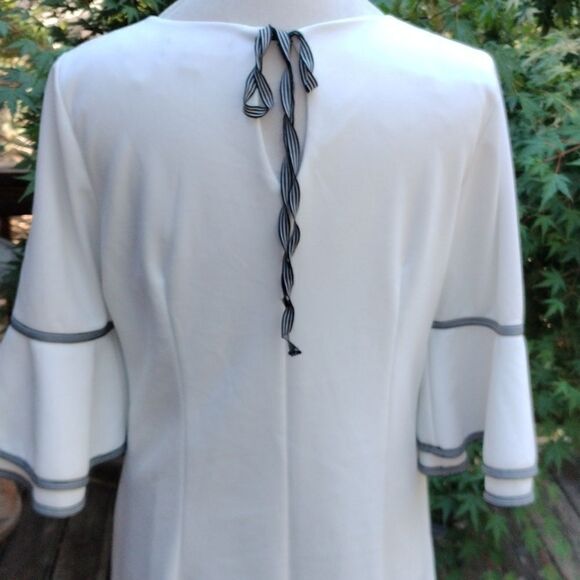 Sharagano White Dress - Picture 7 of 11